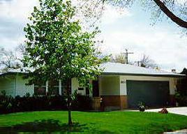 1803 Dewitt Ct, Waukesha, WI 53186