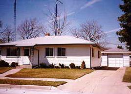 2830 Pinehurst, Racine, WI 53403