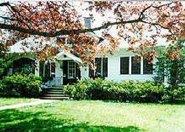 215 Randall Pl., Elkhorn, WI 53121