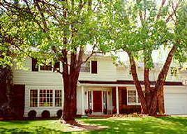 1235 Apache Trl, Brookfield, WI 53005