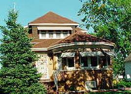 3168 S 9th St, Milwaukee, WI 53215