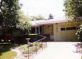 1607 Oak, West Bend, WI 53095