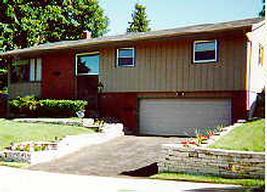 1119 Roosevelt Dr., West Bend, WI 53090