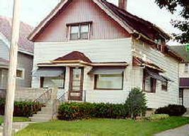 2300 W Rogers St, Milwaukee, WI 53204