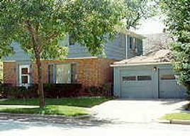 2043 N 56th St 45, Milwaukee, WI 53208