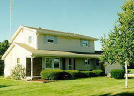 S52W33624 W Woodchuck Ct, Genesee, WI 53118