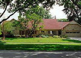 2360 N Swan Blvd., Wauwatosa, WI 53226