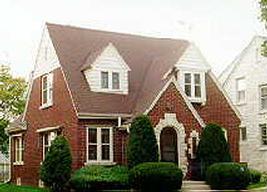 2727 N Lefeber Ave., Wauwatosa, WI 53210