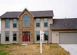 3912 Pineview Ct, Sheboygan, WI 53083