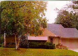 6324 Upper Pkwy., Wauwatosa, WI 53213