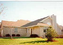 1905D Springbrook #D, Waukesha, WI 53186