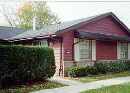 5298 Woodbridge Ln., Greenfield, WI 53221