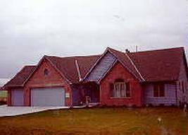 N49W25562 Mckerrow Dr, Lisbon, WI 53072