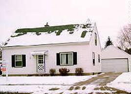 1019 W Lincoln Dr., West Bend, WI 53095