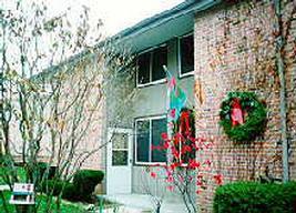 1442 Big Bend ##B, Waukesha, WI 53186