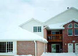 2581 E Parkway Meadow #8, Pewaukee, WI 53072