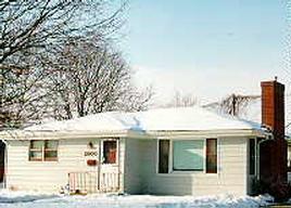2800 West Lawn Ave, Racine, WI 53405