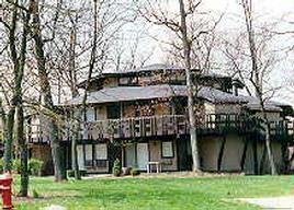 403 Deerpath - #401C, Fontana, WI 53125