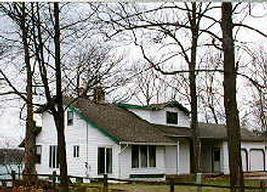 W308N6211 Shore Acres Rd, Merton, WI 53029