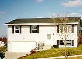 1528 S Roosevelt, West Bend, WI 53090
