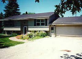 N74W36052 W Ashippun Shores #N74, Oconomowoc, WI 53066