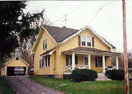 215 Hartford, Slinger, WI 53086