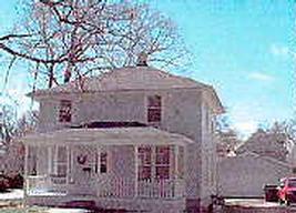 212 S 6th St., Delavan, WI 53115