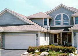 1913 Springbrook #B, Waukesha, WI 53186