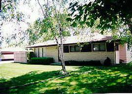 5839 S 37th Ct, Milwaukee, WI 53221