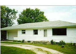 11120 W Bridge, Cedarburg, WI 53012