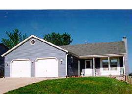817 W Kings Ridge Ct., West Bend, WI 53090