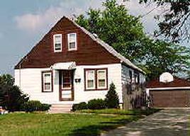 5348 N 91st St, Milwaukee, WI 53225