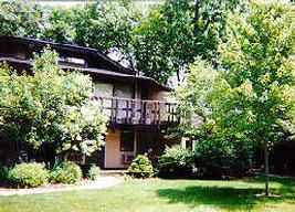 304 Deerpath - #1602D, Fontana, WI 53125