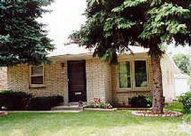 3329 S 6th St, Milwaukee, WI 53215