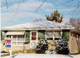 146 Harrison Ave, Waukesha, WI 53186