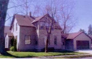 205 Park St., Marinette, WI 54143