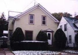 414 Park View Dr., Racine, WI 53404