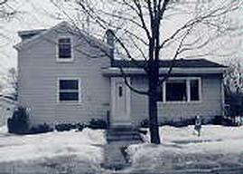 108 N Wisconsin, Burlington, WI 53105