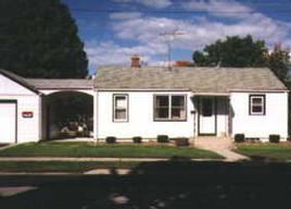 104 Roosevelt Dr., West Bend, WI 53095