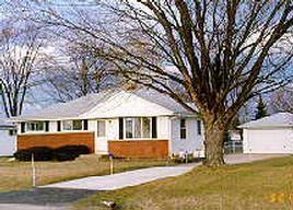 8206 N 55th St, Brown Deer, WI 53223