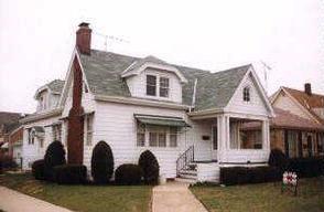 2402 La Salle St., Racine, WI 53402