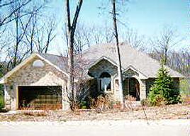 1344 Saratoga, Geneva, WI 53147