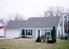 14195 W Beechwood Tr, New Berlin, WI 53151