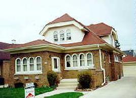 2566 N Lefeber Ave, Wauwatosa, WI 53213