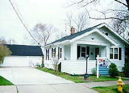 538 N Hilbert Ave., Cedarburg, WI 53012