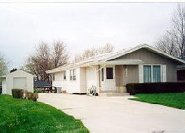 4053 S 89th, Greenfield, WI 53228