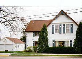 5703 W Bridge Rd., Cedarburg, WI 53012