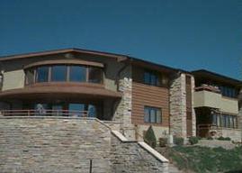 N89W16301 W Main St #20, Menomonee Falls, WI 53051