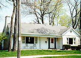 244 S Lincoln Dr., West Bend, WI 53095