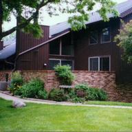 5212 Woodbridge Ln., Greenfield, WI 53221